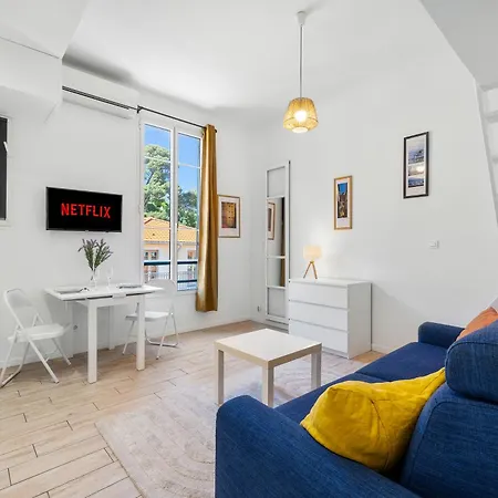 Renting - Gautier - Elegance Height Port & Castle Apartment *