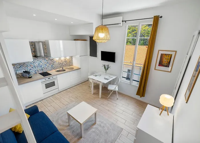 Renting - Gautier - Elegance Height Port & Castle דירה ניס